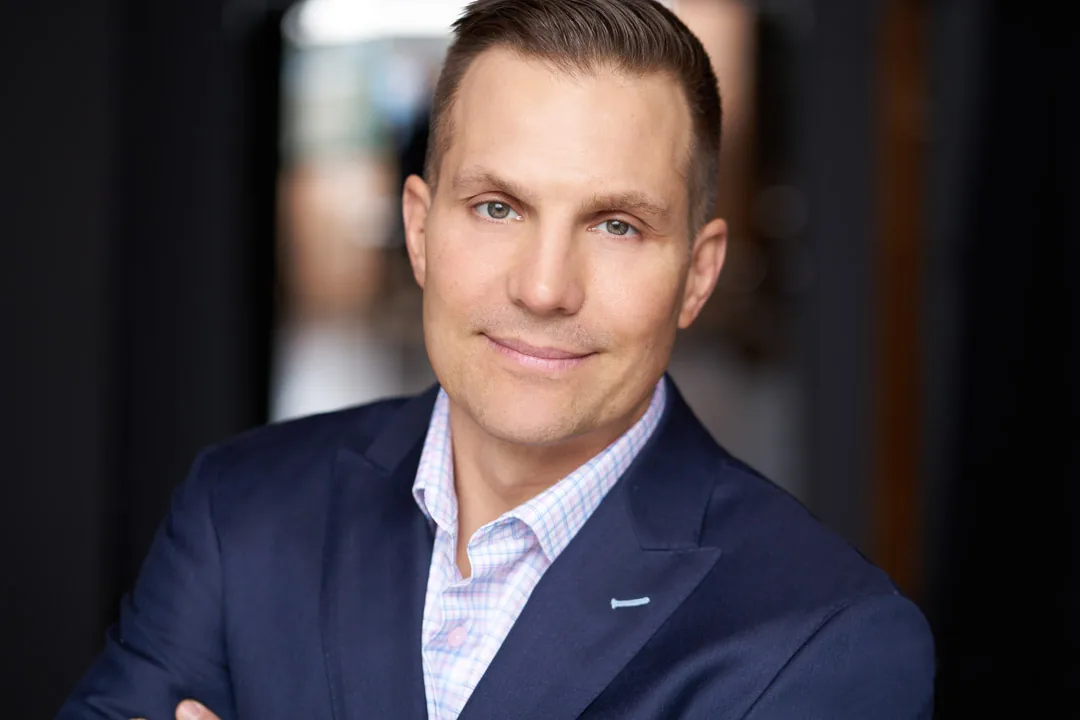 JA Headshots Fort Myers studio